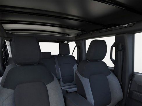 New 2025 Ford Bronco Base image 38