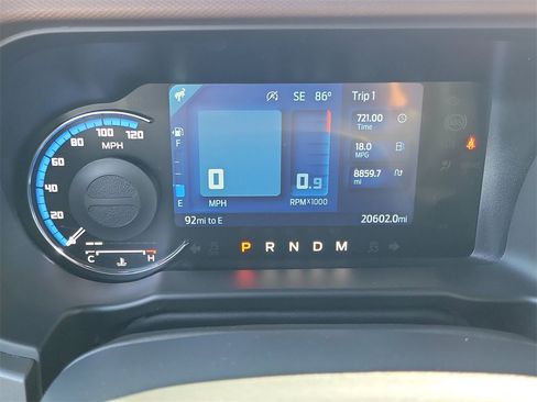 Used 2023 Ford Bronco Outer Banks image 12