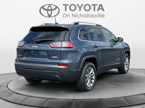 Used 2020 Jeep Cherokee Latitude Plus w/ Cold Weather Group AWD/4WD image 6