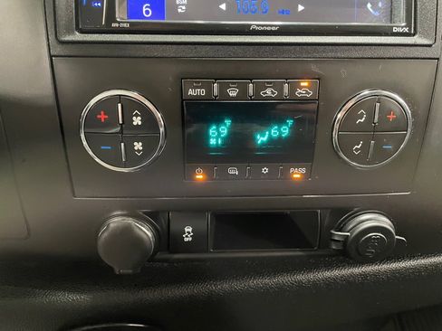 Used 2013 Chevrolet Silverado 1500 LT w/ All-Star Edition image 29