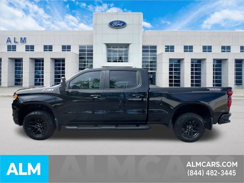 Used 2023 Chevrolet Silverado 1500 LT Trail Boss image 9