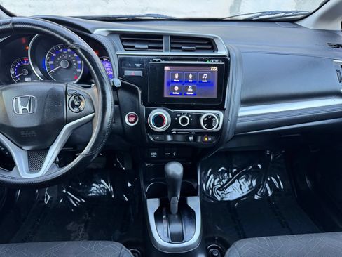 Used 2015 Honda Fit EX image 19