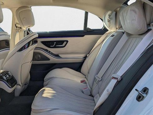 New 2025 Mercedes-Benz S 63 AMG S image 12