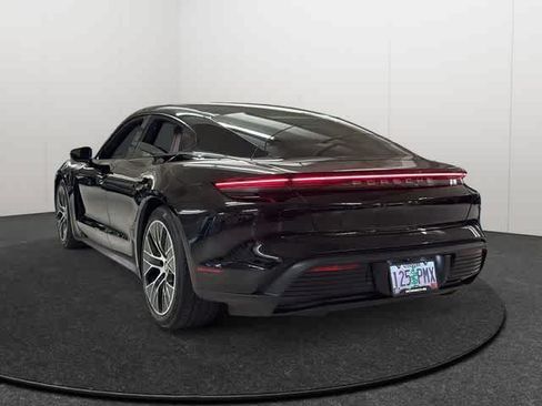 Used 2021 Porsche Taycan RWD image 5