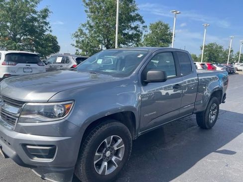 Used 2020 Chevrolet Colorado W/T w/ WT Convenience Package RWD image 4