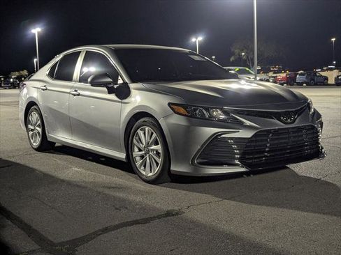 Certified 2023 Toyota Camry LE image 3