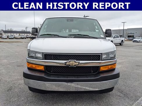 Used 2020 Chevrolet Express 3500 LT w/ LT Preferred Equipment Group image 7