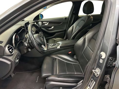 Used 2017 Mercedes-Benz C 300 4MATIC Sedan image 6