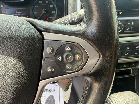 Used 2020 Chevrolet Colorado LT w/ LT Convenience Package RWD image 9