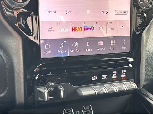 New 2026 RAM 2500 Laramie w/ Night Edition image 33