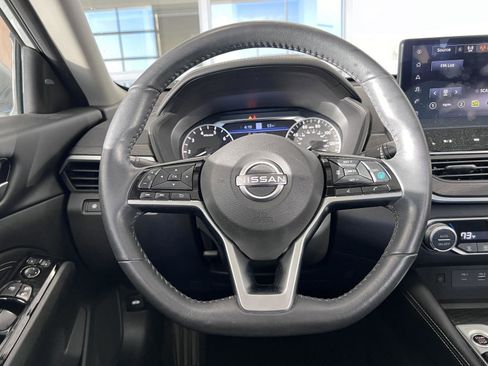 Used 2023 Nissan Altima 2.5 SL image 5