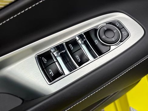 Certified 2023 Chevrolet Corvette Stingray Premium Conv RWD image 15