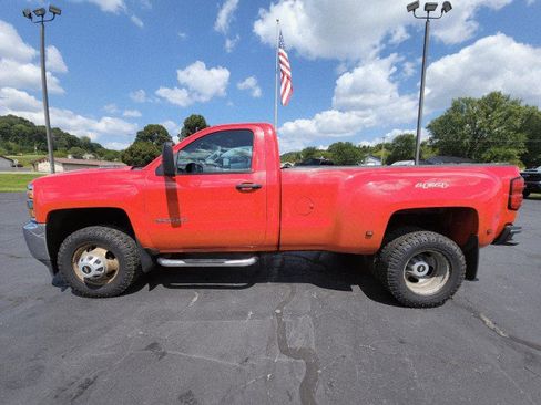 Used 2016 Chevrolet Silverado 3500 W/T image 2