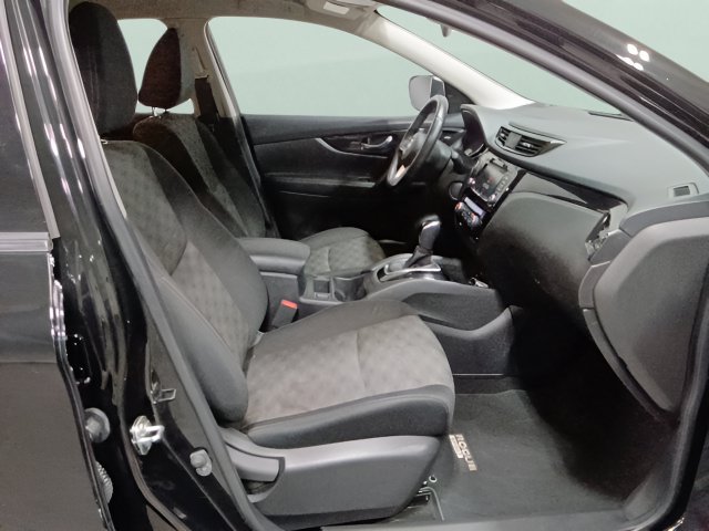 Used 2019 Nissan Rogue Sport SV w/ All-Weather Package AWD/4WD image 19