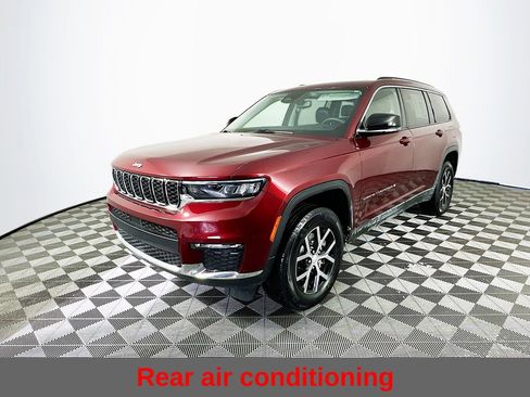 Used 2023 Jeep Grand Cherokee L Limited image 6