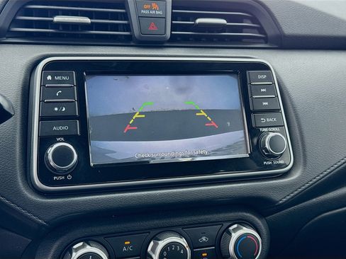 Used 2020 Nissan Versa S image 10