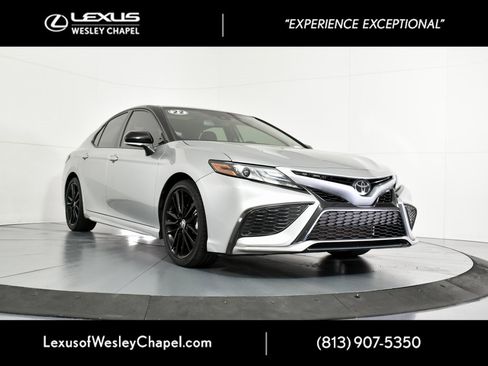 Used 2022 Toyota Camry XSE image 1