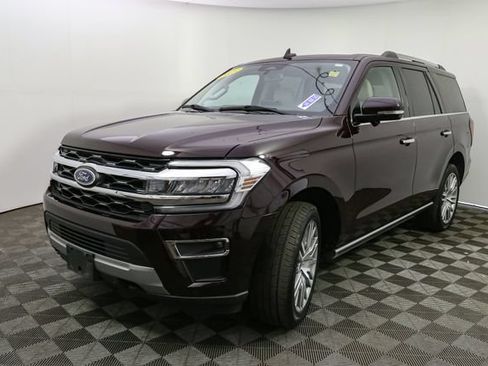 Used 2023 Ford Expedition Limited AWD/4WD image 5