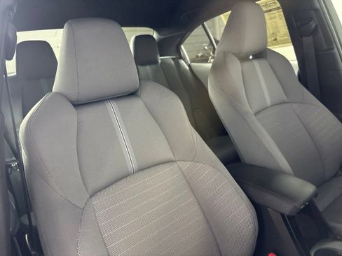 Used 2025 Toyota Corolla FX w/ Convenience Package FWD image 26