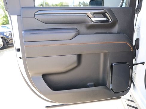 Certified 2025 GMC Sierra 2500 AT4 w/ AT4 Premium Plus Package AWD/4WD image 27