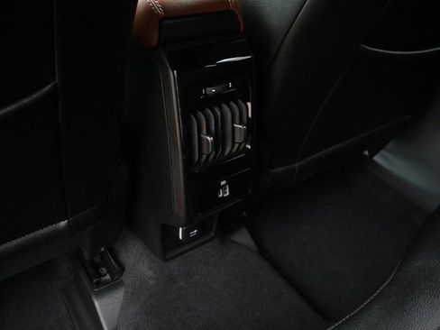 Used 2025 Jeep Compass Limited w/ Elite Group AWD/4WD image 19