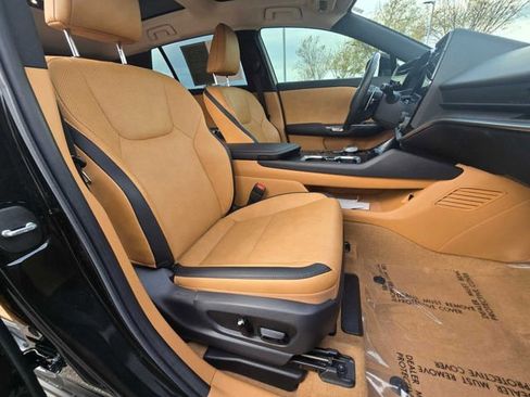 Certified 2023 Lexus RZ 450e Premium image 11