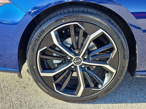 Used 2024 Nissan Altima 2.5 SR image 14