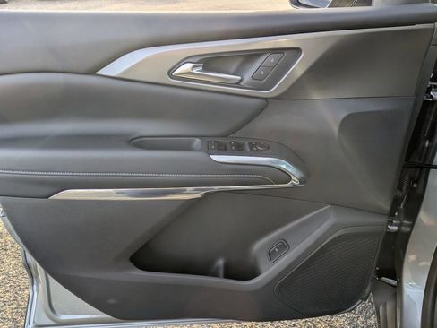 New 2026 Chevrolet Traverse LT w/ Sun and Wheel Package image 12