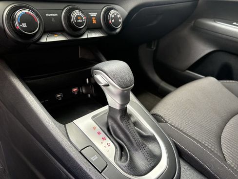Used 2024 Kia Forte LXS FWD image 21