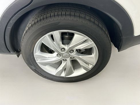 Used 2025 Buick Encore GX Preferred image 11