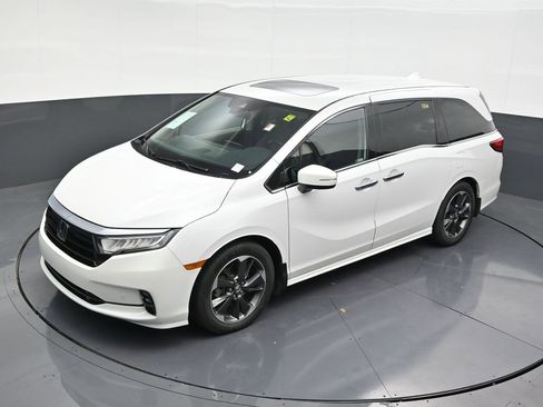 Used 2023 Honda Odyssey Elite image 18