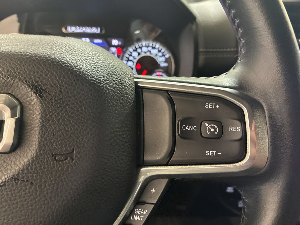 Used 2023 RAM 1500 Laramie AWD/4WD image 25