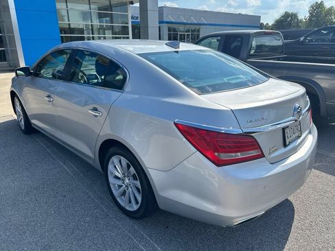 Used 2016 Buick LaCrosse Leather w/ Experience Buick Package FWD image 4