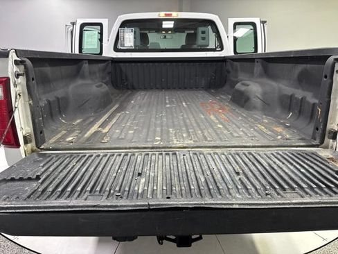 Used 2016 Ford F250 XL w/ Power Equipment Group AWD/4WD image 22