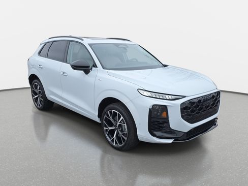 New 2026 Audi Q3 quattro 2.0T image 3