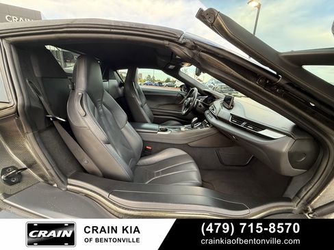 Used 2019 BMW i8 Roadster image 29