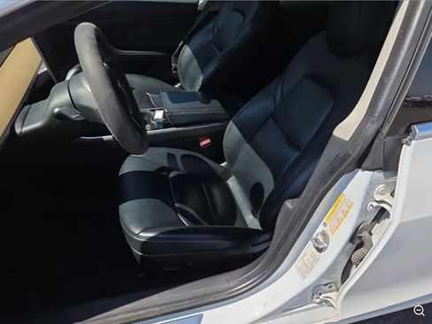 Used 2020 Tesla Model 3 Standard Range Plus RWD image 9
