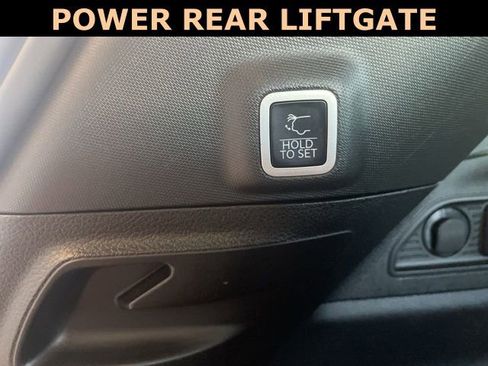 Used 2024 Jeep Grand Cherokee Limited image 34