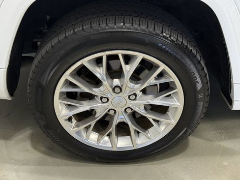 Used 2021 Jeep Grand Cherokee L Summit w/ Advanced Protech Group IV image 9