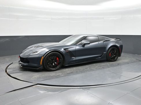 Used 2019 Chevrolet Corvette Z06 RWD image 22
