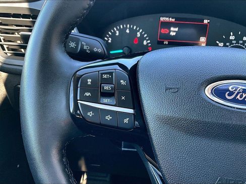 Used 2022 Ford Escape SE w/ SE Sport Appearance Package image 24