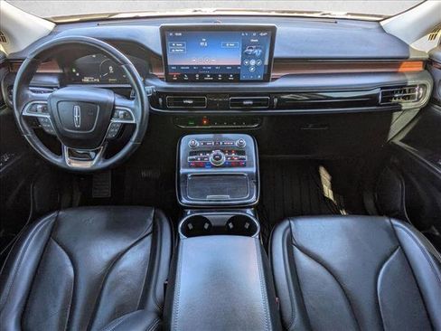 Used 2021 Lincoln Nautilus Reserve image 20