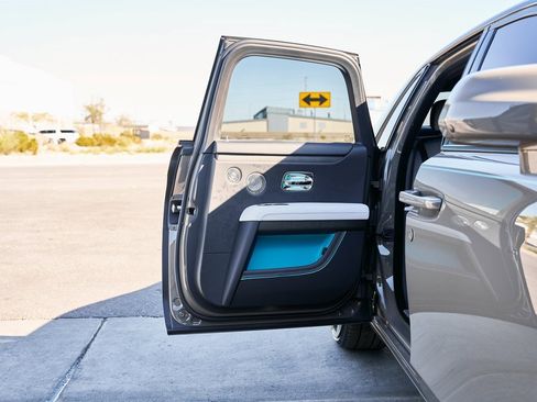 Used 2025 Rolls-Royce Ghost image 27