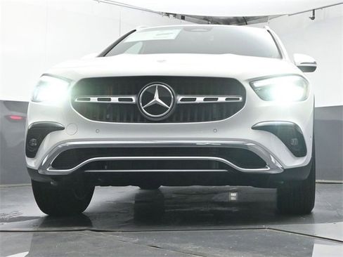 New 2025 Mercedes-Benz GLA 250 image 35