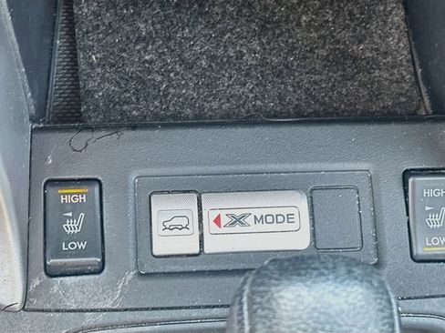 Used 2016 Subaru Forester 2.5i Limited AWD/4WD image 21