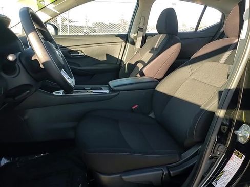 Used 2023 Nissan Sentra SV image 10