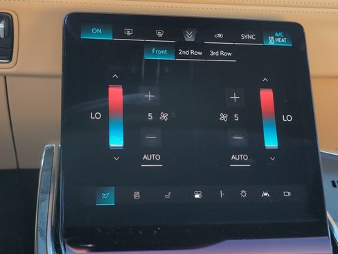 New 2025 Cadillac Escalade IQ Sport 2 w/ LPO, ONYX Package image 17