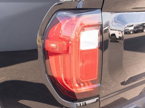 Used 2024 GMC Canyon AT4X image 28