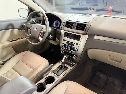 Used 2012 Ford Fusion image 11