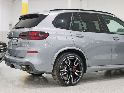 Used 2025 BMW X5 M60i image 11